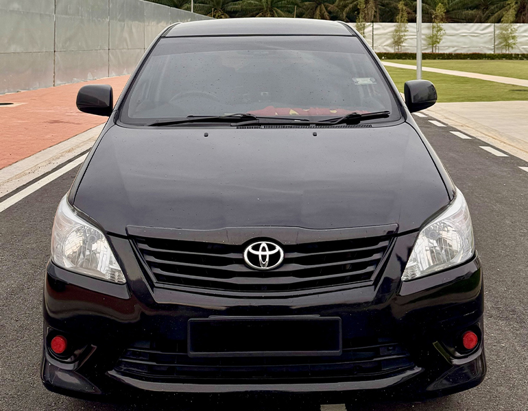Innova Front